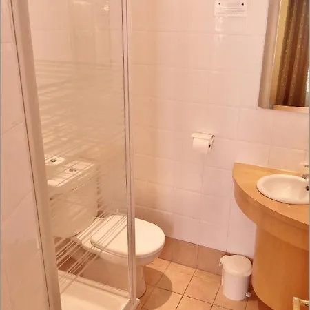 Riviera 3*